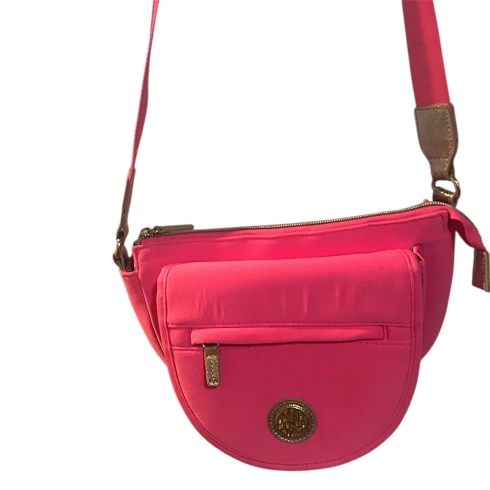 Lilly Pulitzer neoprene, Barbie pink Crossbody Giovanna bag purse 10.5 x 8“flaws - Picture 2 of 16